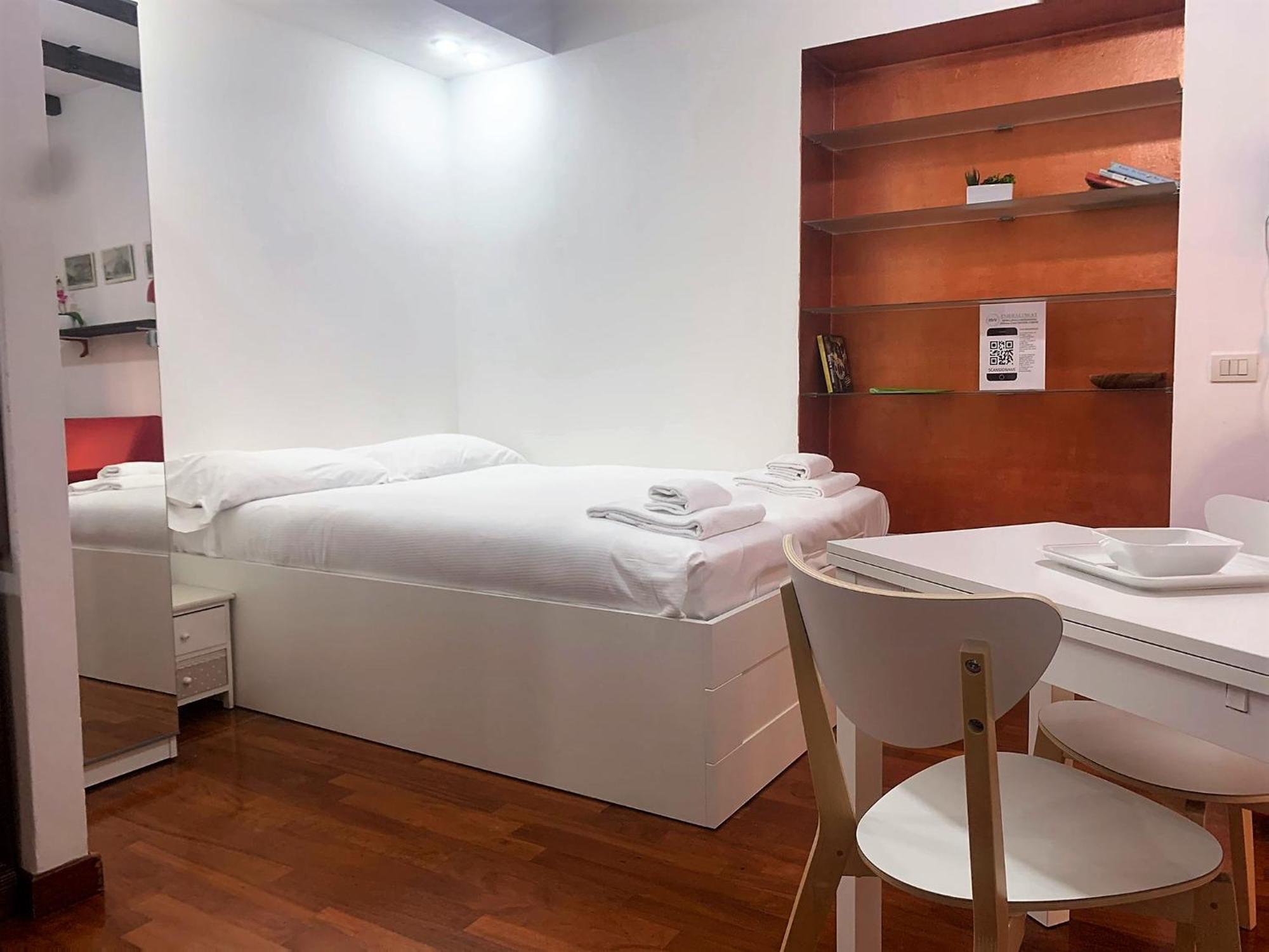 Appartement Bwr - Beautiful Loft Near The Duomo In Milan, Lamarmora Milan